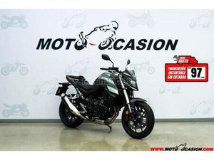 HONDA - CB 750 HORNET