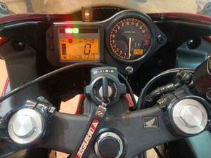 HONDA - CBR600 F