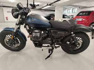 MOTO GUZZI V9 BOBBER