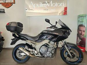 YAMAHA TDM 900