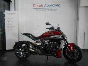 DUCATI - DIAVEL V4