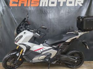 HONDA X-ADV 750