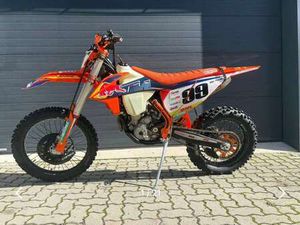 EXC-F MIT SEHR VIELEN *POWERPARTS*