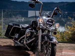 HARLEY DAVIDSON ROAD KING CHICANO BESCHREIBUNG LESEN!!