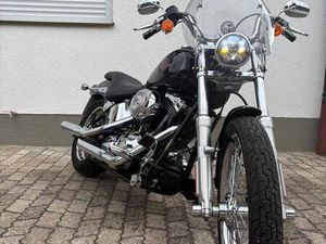 HARLEY-DAVIDSON SOFTAIL CUSTOM FXSTC