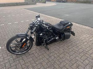 HARLEY DAVIDSON BREAKOUT 114 5HD FXBRS