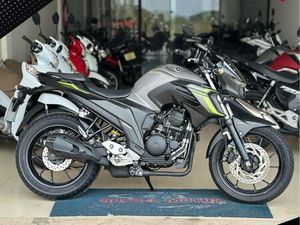 YAMAHA FAZER 250 FZ25