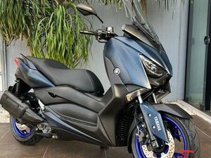 YAMAHA XMAX 250