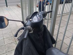 VENDRE SCOOTERS ESCARBIO 100 CC