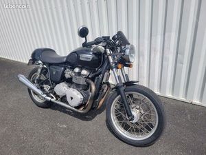TRIUMPH THRUXTON 900 EFI