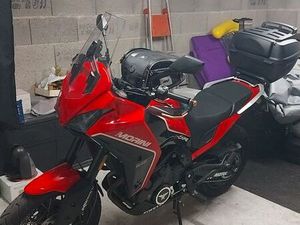 MOTO MORINI 649 X-CAPE