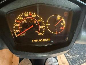② PEUGEOT KISBEE A KLASSE