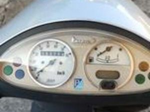 PIAGGIO VESPA 50 ET2 - 2011