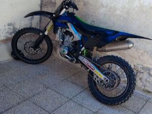 450 KXF