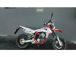 VENDO SWM SM 125 R (2022 - 24) USATA A BERGAMO (CODICE 9923408) - MOTO.IT