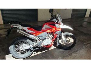 VENDO SWM SUPERDUAL 600 X (2018 - 20) USATA A TRIGGIANO (CODICE 9923053) - MOTO.IT