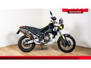 VENDO APRILIA TUAREG 660 RALLY (2025 - 26) USATA A ROMA (CODICE 9923623) - MOTO.IT