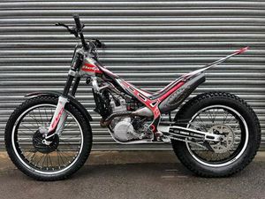 2018 BETA EVO 300 4T TRIALS BIKE FOURSTROKE