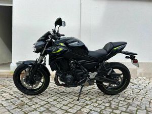 KAWASAKI Z650 GARANTIA + EXTRAS OLHÃO