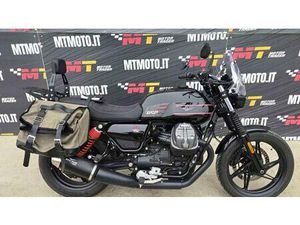 VENDO MOTO GUZZI V7 STONE SPECIAL EDITION (2022 - 25) USATA A BADIA PAVESE (CODICE 9922880) - MOTO.IT