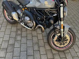 DUCATI MONSTER 821 2018