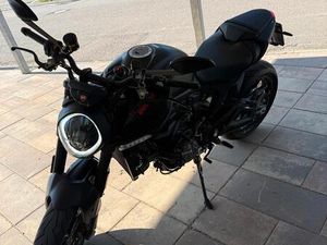 DUCATI MONSTER 937 PLUS