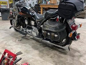 HARLEY-DAVIDSON HERITAGE SOFTAIL CLASSIC