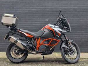 2019 KTM 1290 SUPER ADVENTURE R