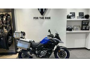 VENDO SUZUKI V-STROM 650XT (2021 - 25) USATA A ROMA (CODICE 9923428) - MOTO.IT