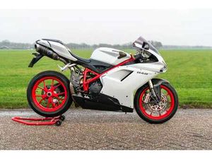 DUCATI 848