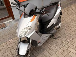 APRILIA SPORTCITY ONE 50 CCM | BJ. 2008