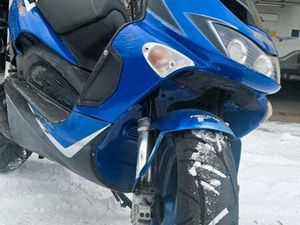 ROLLER APRILIA SR 50 LC