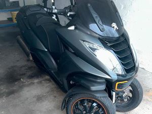 PEUGEOT METROPOLIS 400 RS