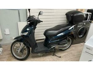 PEUGEOT TWEET 50 | BAUJAHR 2018 ROLLER | 11.850 KM | TOPCASE