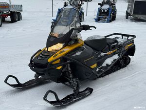 LE 900 ACE TURBO E.S