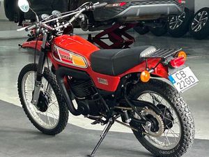 MOTA YAMAHA DT 400 INFIAS