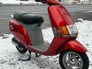 PIAGGIO SFERA NSL 1T VESPA ROT - SEHR GUTER ZUSTAND