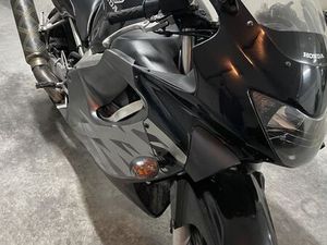 HONDA CBR 600 F4 ALENQUER (SANTO ESTÊVÃO E TRIANA)