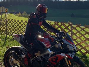 OCCASION APRILIA TUONO V4 1100