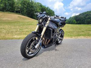 YAMAHA R1 RN01 STREETFIGHTER - EINZELSTÜCK