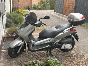 YAMAHA X-MAX 250 MIT TOPCASE, MIT TÜV