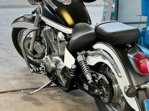 HONDA SHADOW VT 750 - K02 - CUSTOMBIKE - BAGGER - UMBAU