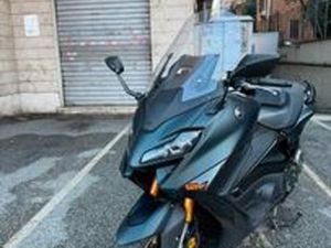 TMAX TECH CON TAGLIANDI CERTIFICATI IN YAMAHA