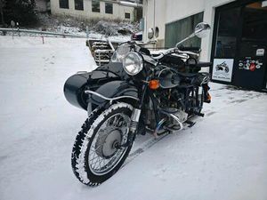 URAL 650 TOURIST MIT 750 MOTOR BEIWAGENANTRIEB GEAPANN