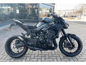 KAWASAKI Z 900/HÖLY PERFORMANCE SCHWARZ/STARTERBONUS