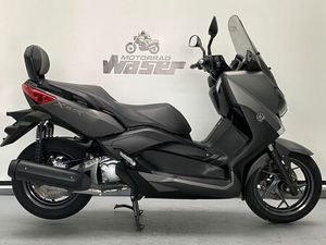 YAMAHA XMAX 250