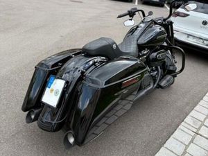 HARLEY DAVIDSON ROAD KING SPECIAL 114