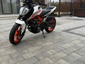 KTM DUKE