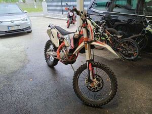 350 SIX DAYS NUR 37BH