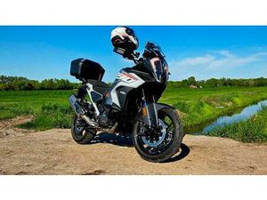 ② KTM 1290 SUPER ADVENTURE S